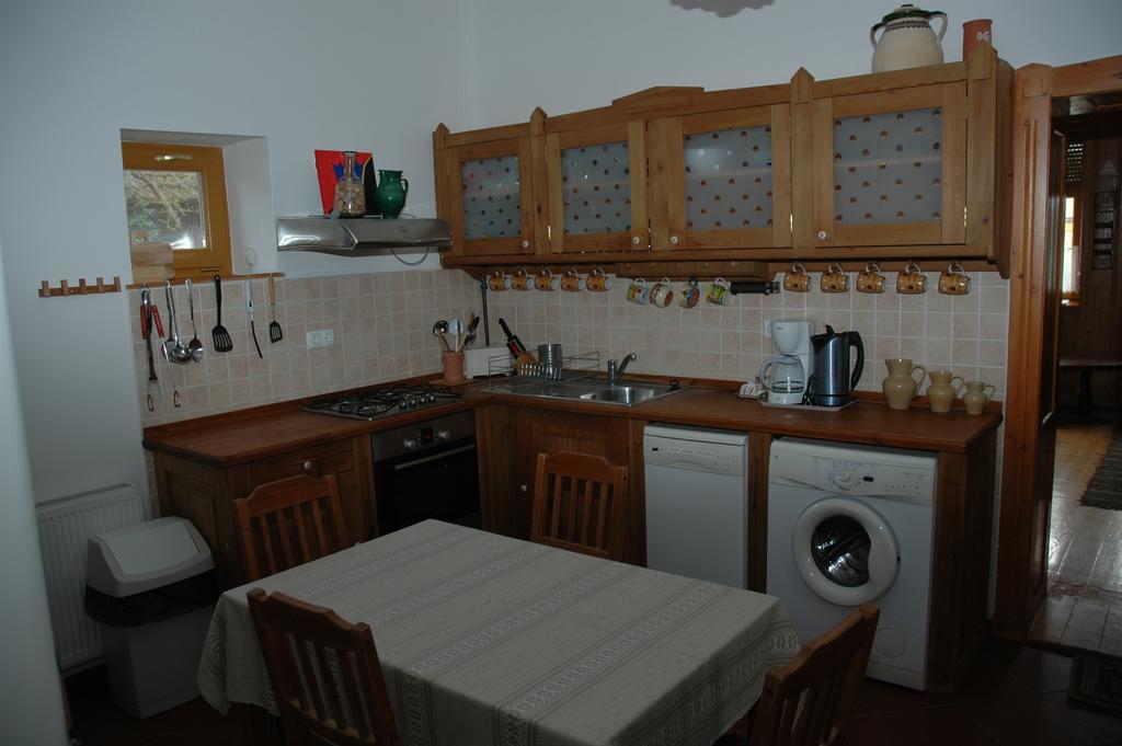 Tisza-Kert Vendeghaz -Tisza-Kert Vendeghaz II Hotel Tiszafüred Cameră foto